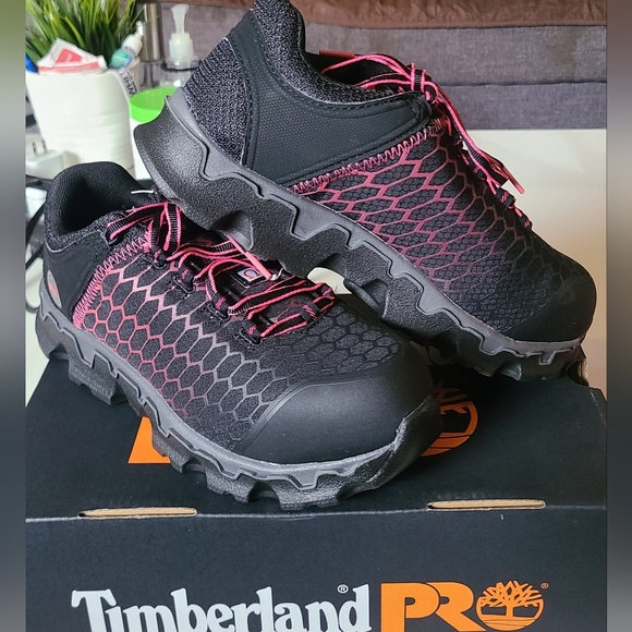 New Women's Safety Shoes - Picture 1 of 4